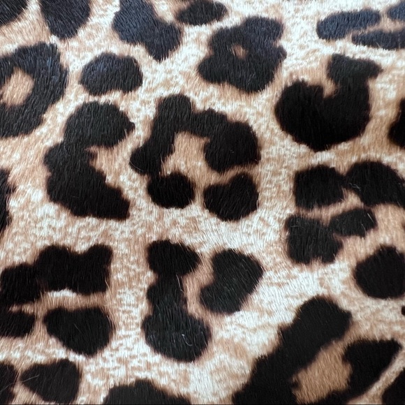 🐆 Theory Genuine Calf Hair Leopard Print Pencil Skirt❤️‍🔥 - Picture 5 of 7